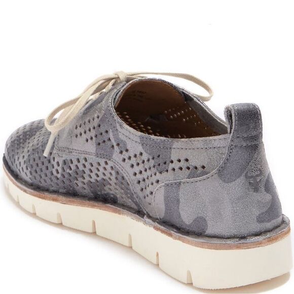 TRASK Lena metallic camouflage perforated boat athletic shoes 7M sneakers - Picture 3 of 9